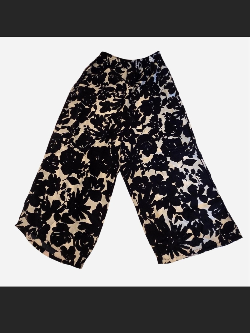 Vintage Teddi Petite Black & White Floral Wide Leg Cropped Pants Size 4P
